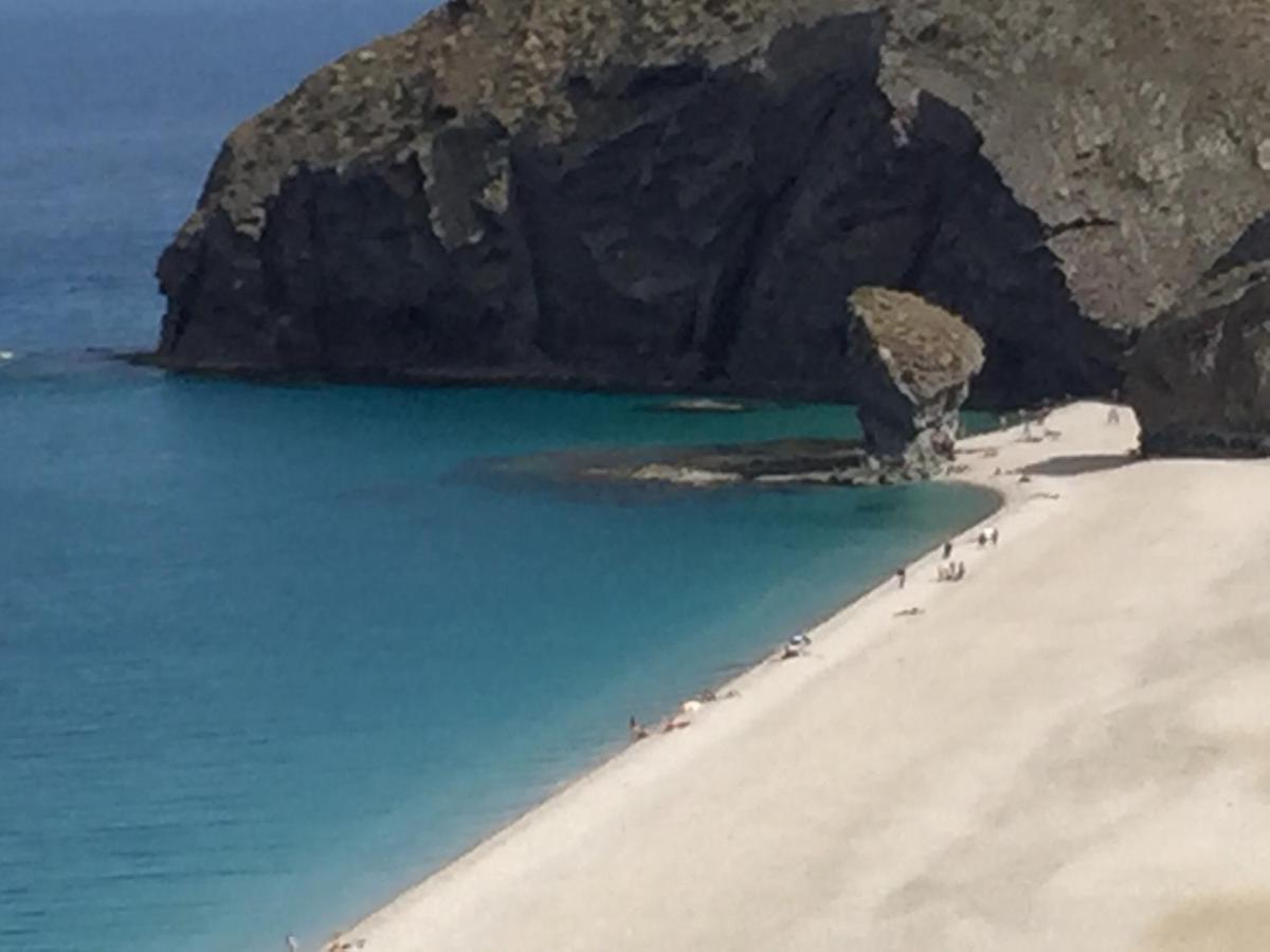 Coqueto Apartamento Con Vistas Al Mar Y Piscina カルボネラス エクステリア 写真